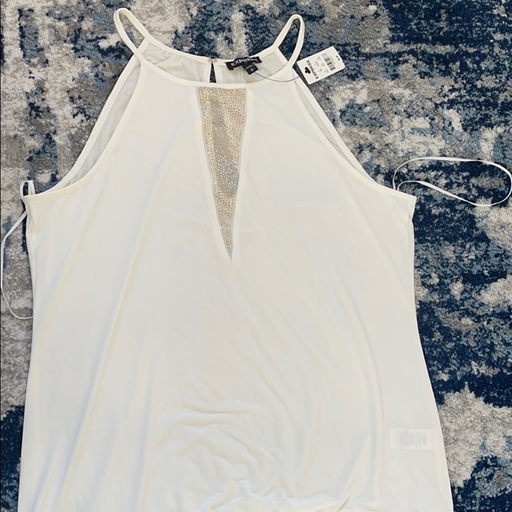 Express White Top